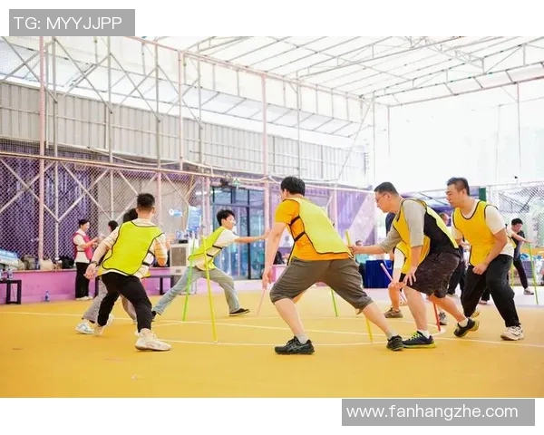 重庆篮球队的意识提升与团队协作探索聚焦篮球发展新方向